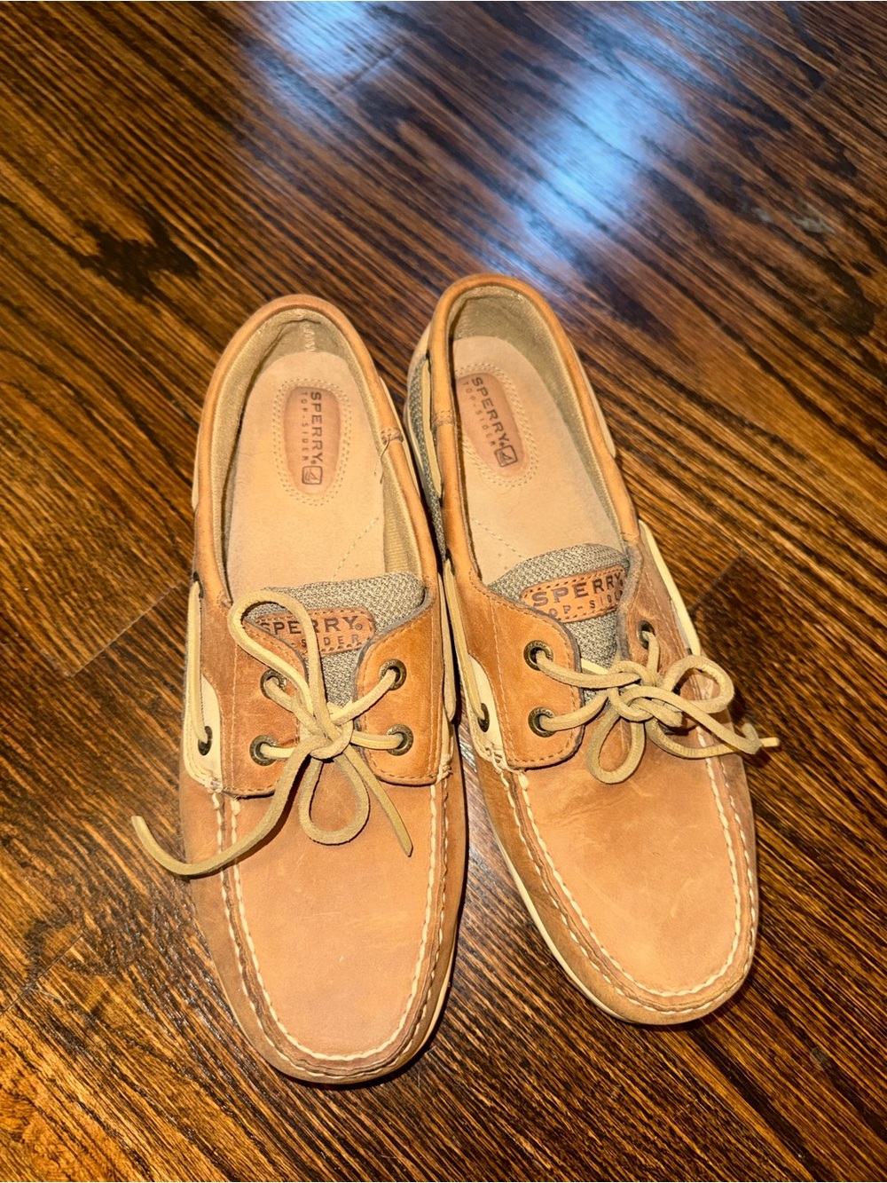 Sperry Tan Leather Boat Shoes with Cream Laces